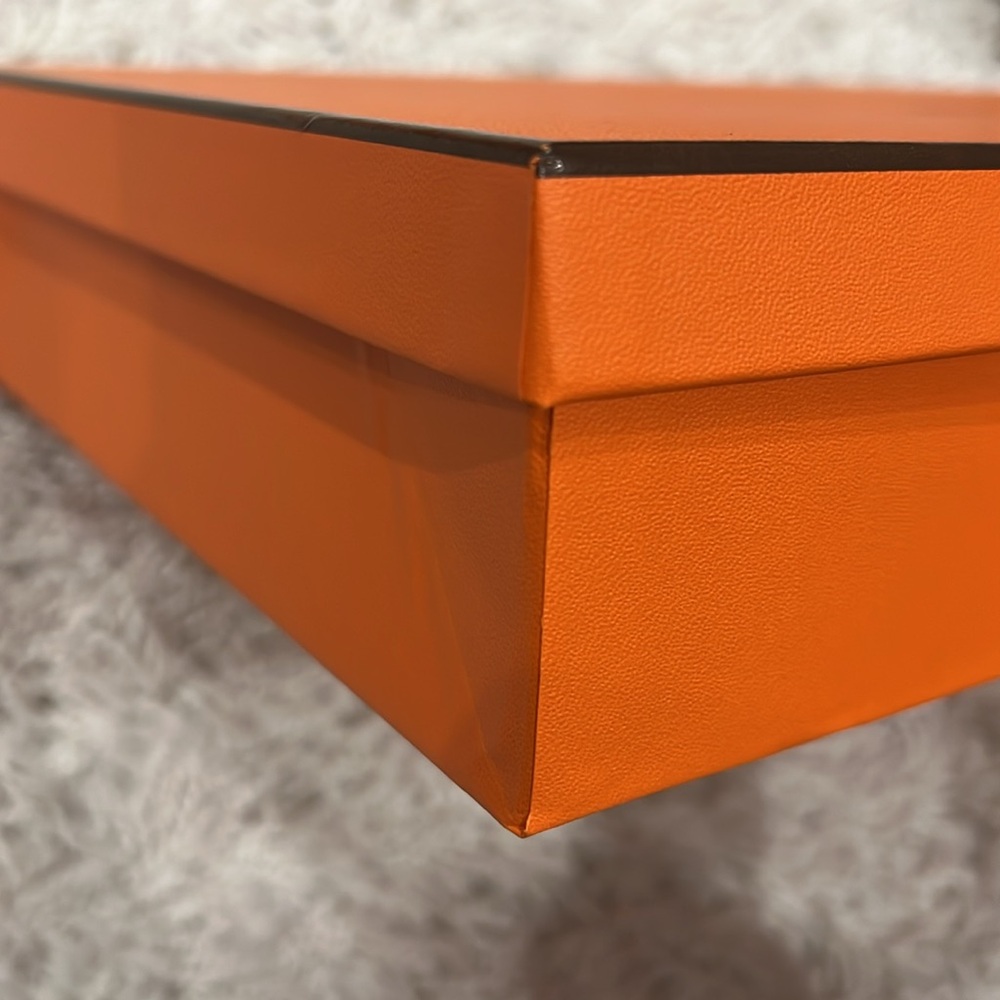 Large hermes box w ribbon - Picture 7 of 7